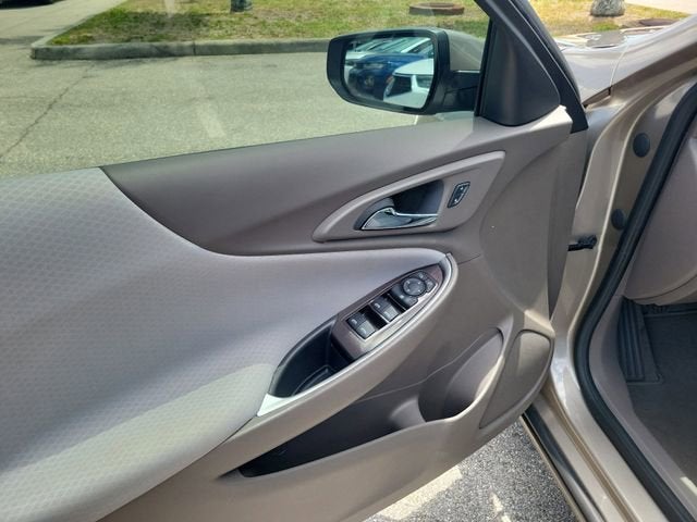 2022 Chevrolet Malibu LS