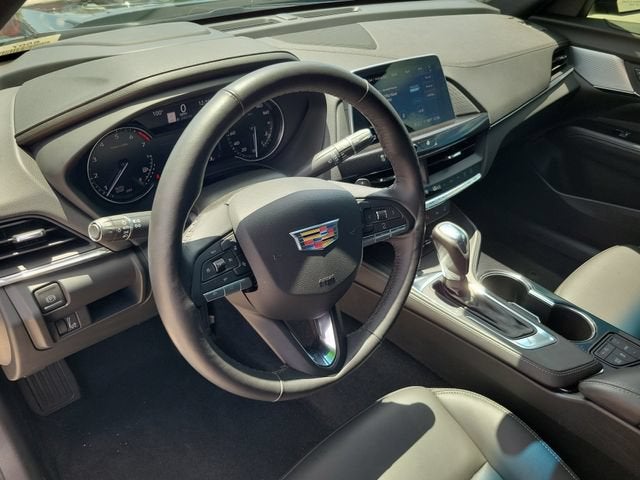 2024 Cadillac CT4 Luxury