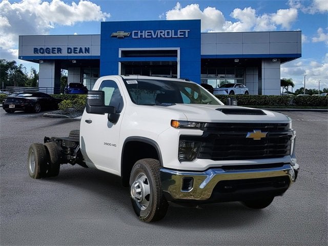 2025 Chevrolet Silverado 3500 HD Chassis Cab Work Truck