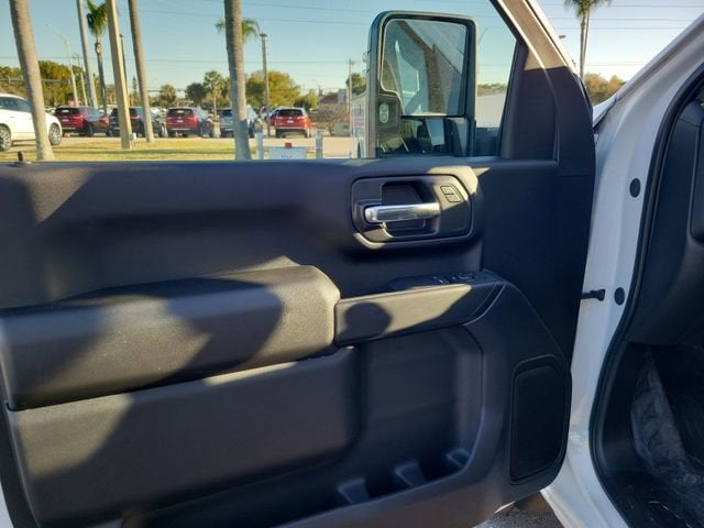 2025 Chevrolet Silverado 3500 HD Chassis Cab Work Truck