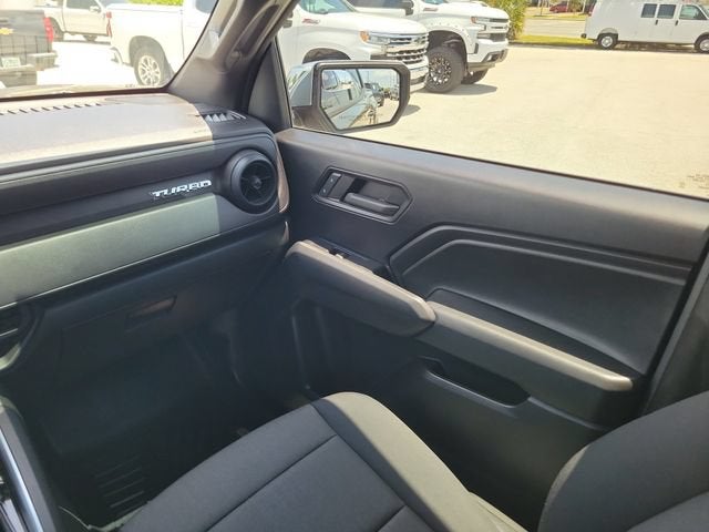 2024 Chevrolet Colorado WT