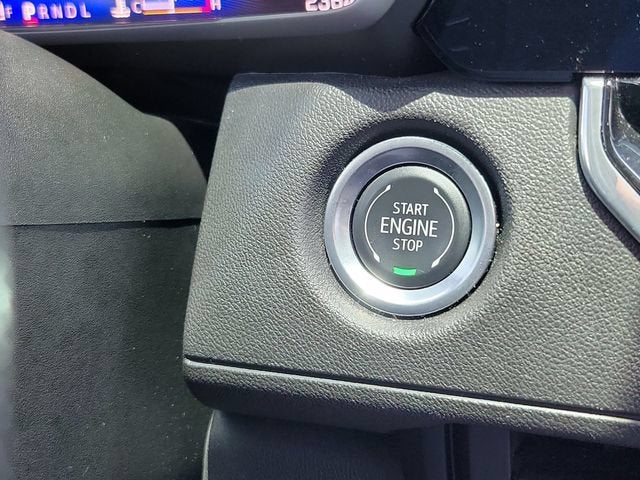 2024 Chevrolet Colorado WT