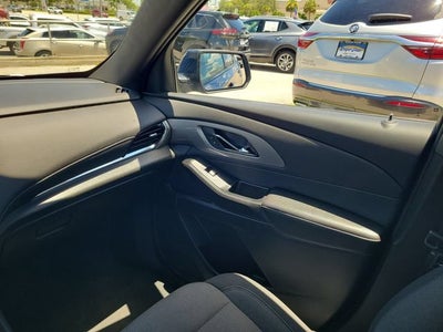 2022 Chevrolet Traverse LT Cloth