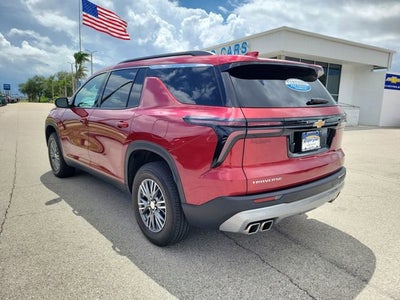 2025 Chevrolet Traverse LT