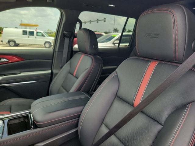 2025 Chevrolet Traverse RS