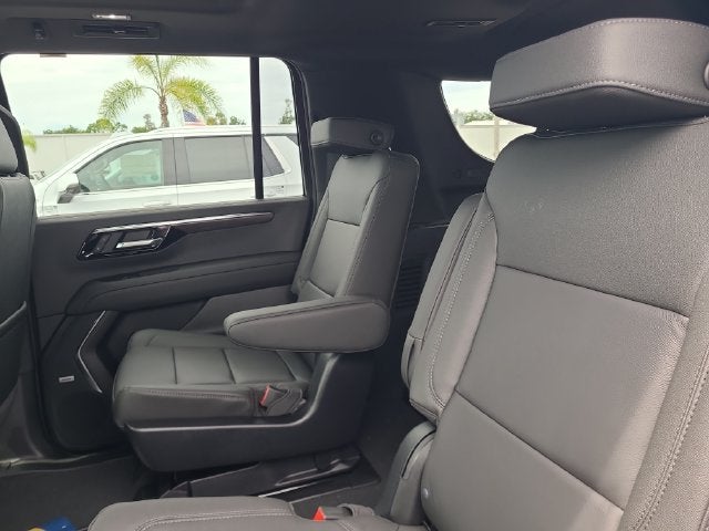 2027 Chevrolet Suburban LT
