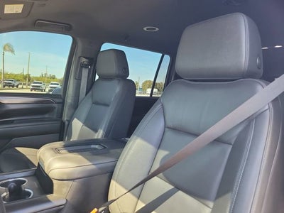 2024 Chevrolet Suburban LT