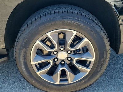 2024 Chevrolet Suburban LT