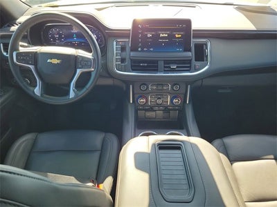 2024 Chevrolet Suburban LT