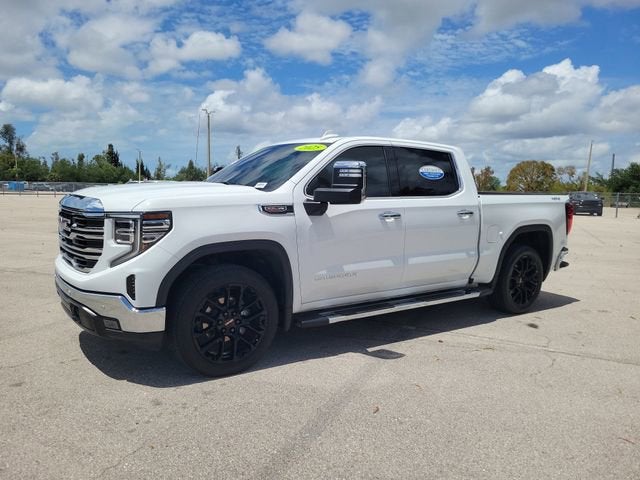 2025 GMC Sierra 1500 SLT