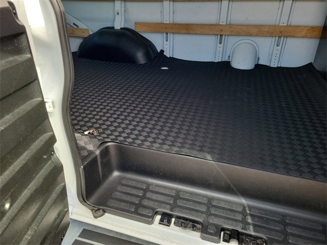 2024 GMC Savana Cargo 2500 Work Van