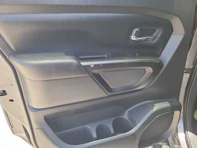 2023 Nissan Titan SV