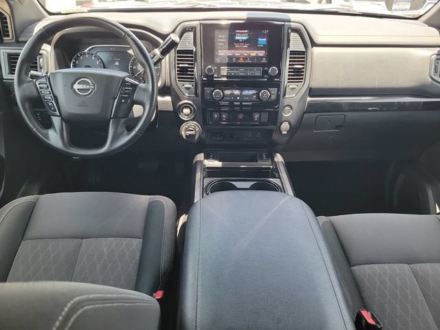 2023 Nissan Titan SV