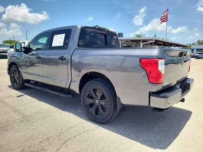2023 Nissan Titan SV