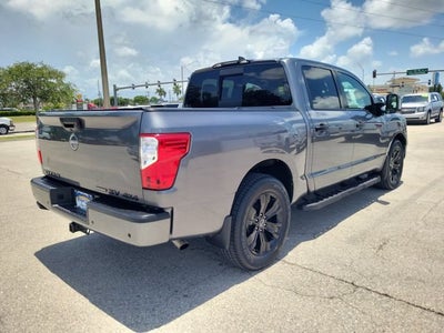 2023 Nissan Titan SV