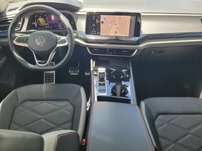 2024 Volkswagen Atlas 2.0T Peak Edition SEL