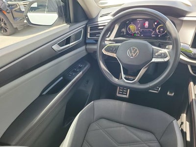 2024 Volkswagen Atlas 2.0T Peak Edition SEL