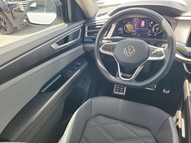 2024 Volkswagen Atlas 2.0T Peak Edition SEL