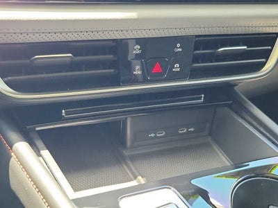 2024 Volkswagen Atlas 2.0T Peak Edition SEL