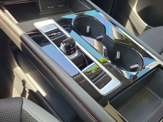 2024 Volkswagen Atlas 2.0T Peak Edition SEL