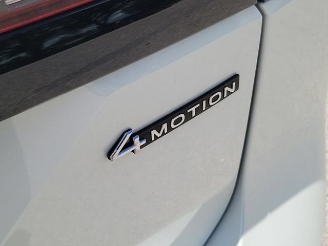 2024 Volkswagen Atlas 2.0T Peak Edition SEL