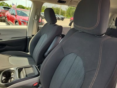 2020 Chrysler Pacifica Touring