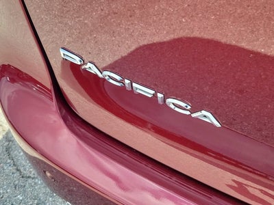 2020 Chrysler Pacifica Touring