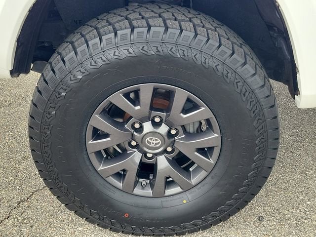 2020 Toyota Tacoma 2WD SR5