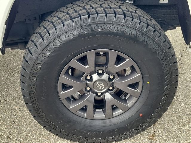 2020 Toyota Tacoma 2WD SR5