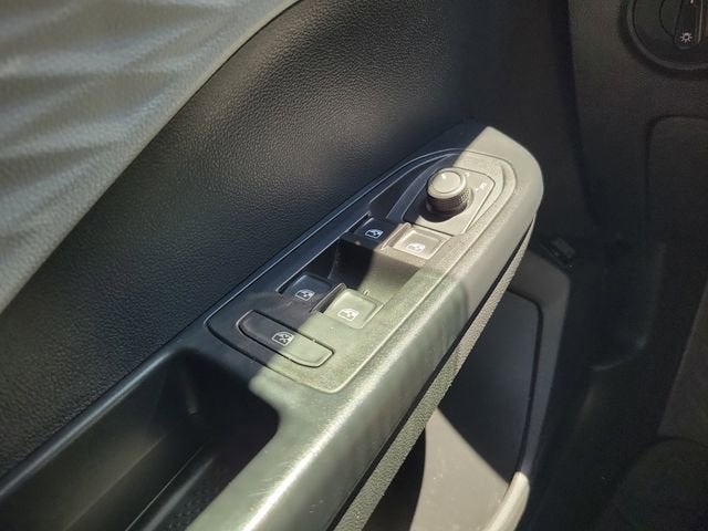 2022 Volkswagen Taos S