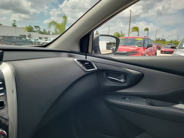 2020 Nissan Murano S
