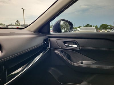 2024 Nissan Rogue SL