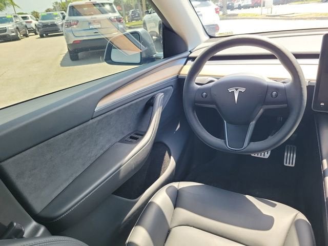 2024 Tesla Model Y Performance