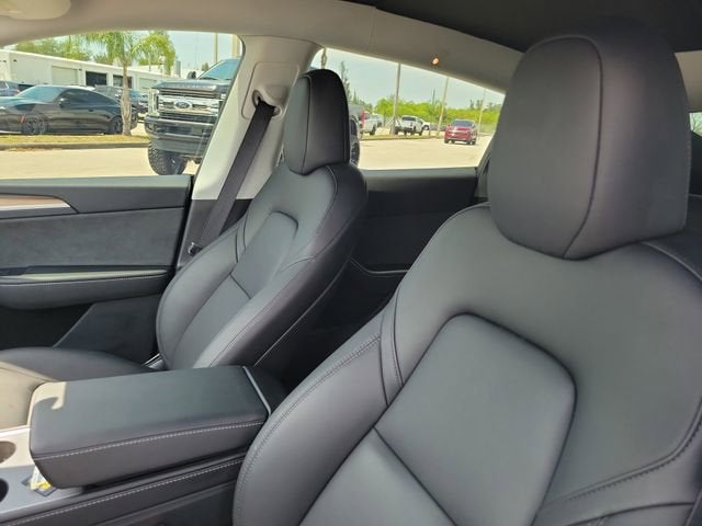 2024 Tesla Model Y Performance