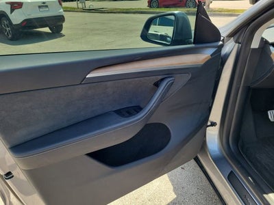 2024 Tesla Model Y Performance