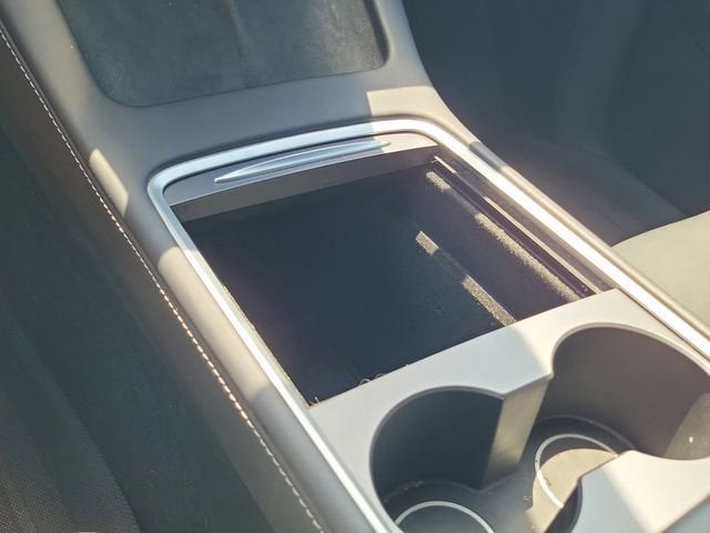 2024 Tesla Model Y Performance