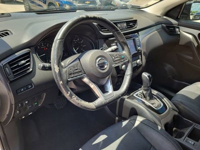 2020 Nissan Rogue Sport SL