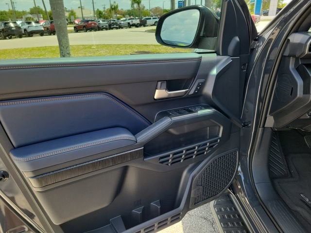 2026 Toyota 4Runner Hybrid TRD Off Road