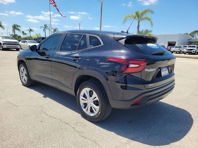 2025 Chevrolet Trax LS