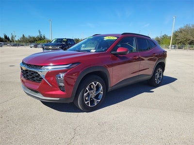 2025 Chevrolet Trax LT