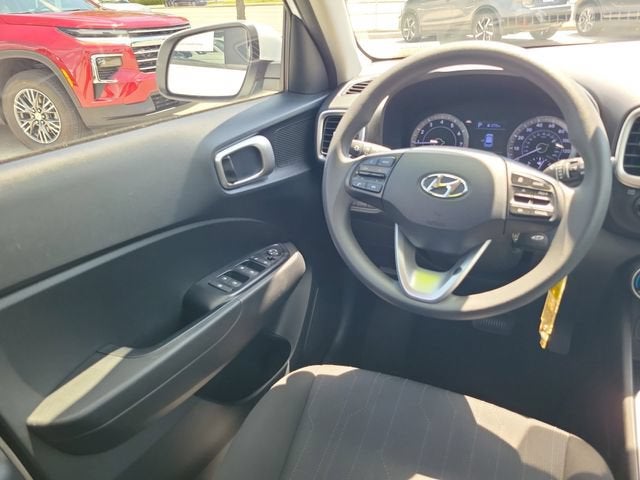 2022 Hyundai Venue SE