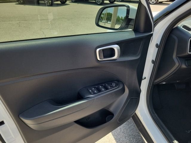 2022 Hyundai Venue SE