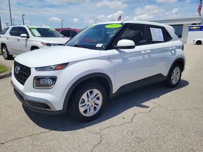 2022 Hyundai Venue SE