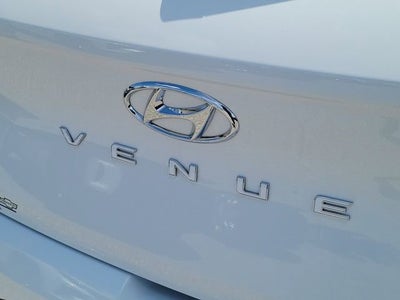 2022 Hyundai Venue SE