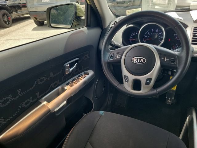 2012 Kia Soul +