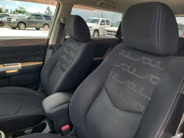 2012 Kia Soul +