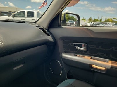 2012 Kia Soul +