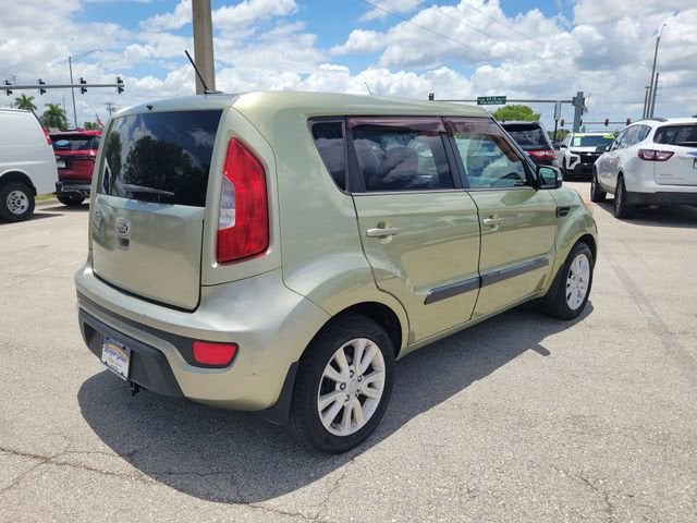 2012 Kia Soul +
