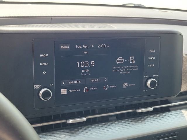 2023 Kia Carnival LX