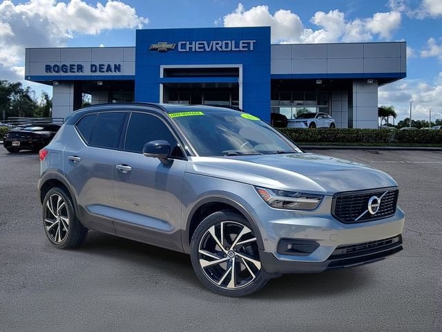 2019 Volvo XC40 Momentum